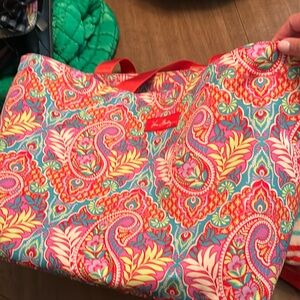 Vera Bradley large beach tote with 2 matching towels